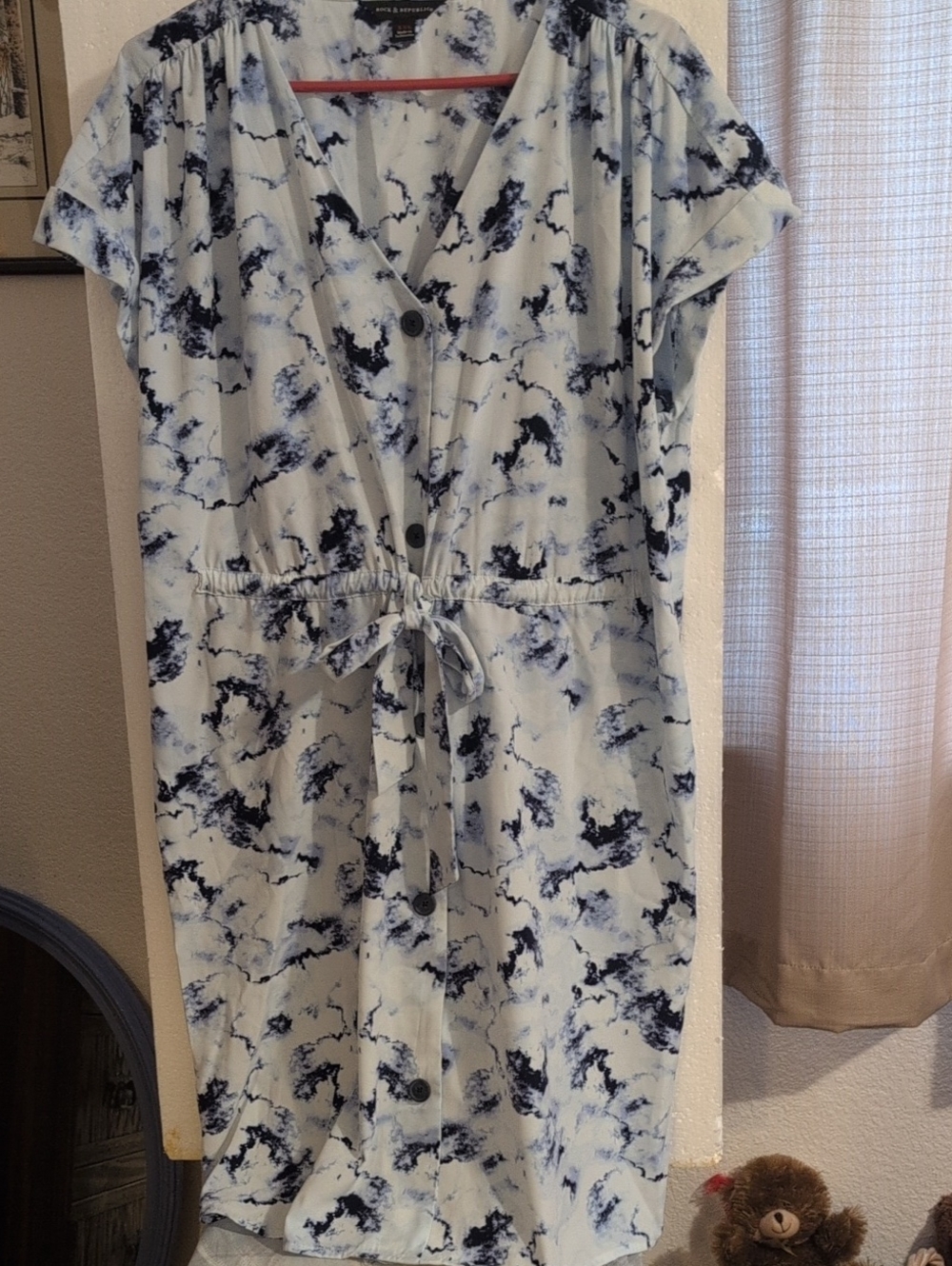 Rock & Republic Light Blue Marble Print Top